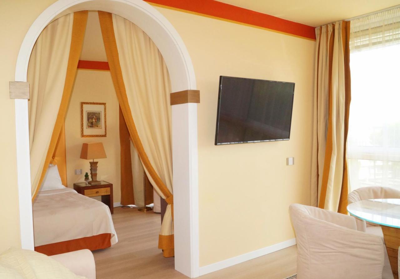 Hotel Greif Lignano Sabbiadoro Esterno foto
